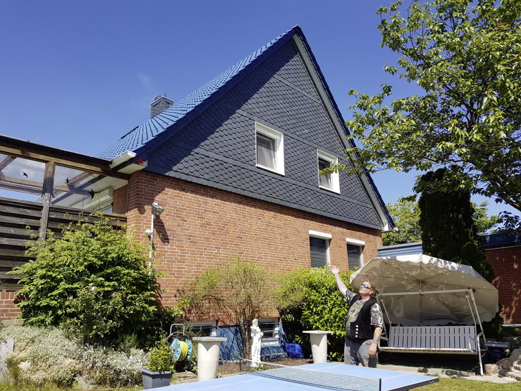 Neueindeckung-eines-Einfamilienhauses-in-Kiel-Russeez17-1024x768